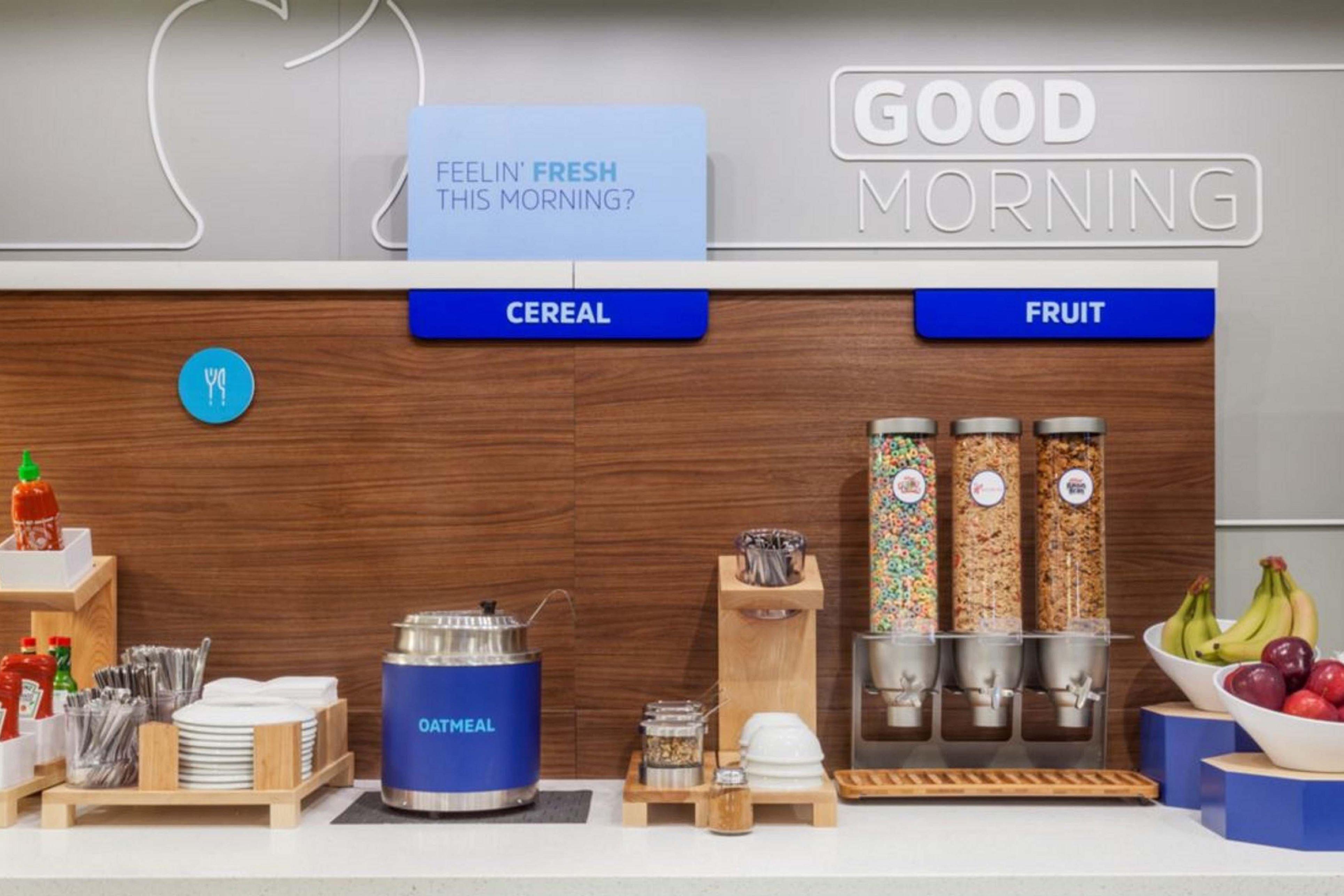Holiday Inn Express Hotel & Suites Forest By Ihg מראה חיצוני תמונה